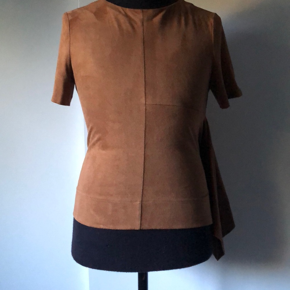 CHICO’S FAUX SUEDE TOP WITH SIDE DRAPE Size 1
